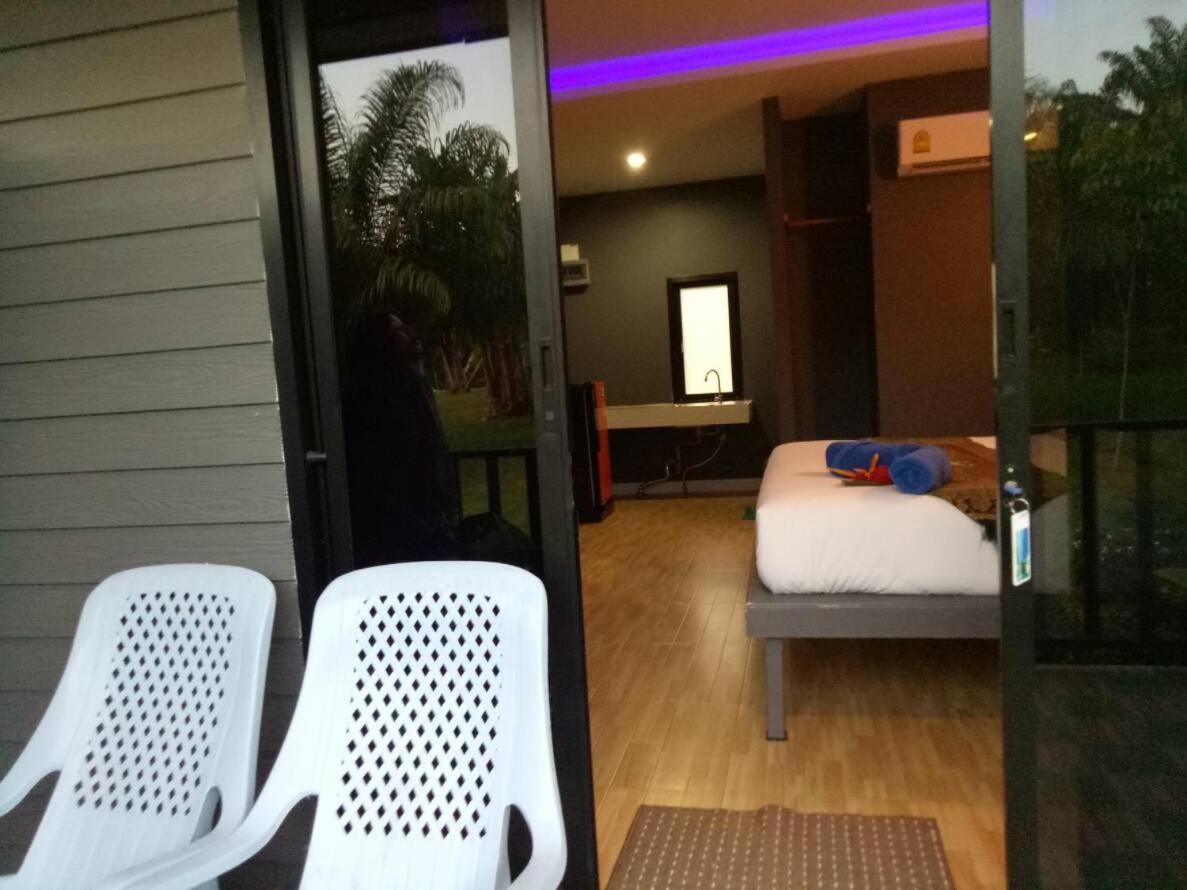 Baan Reenaa Lanta Koh Lanta Exterior photo